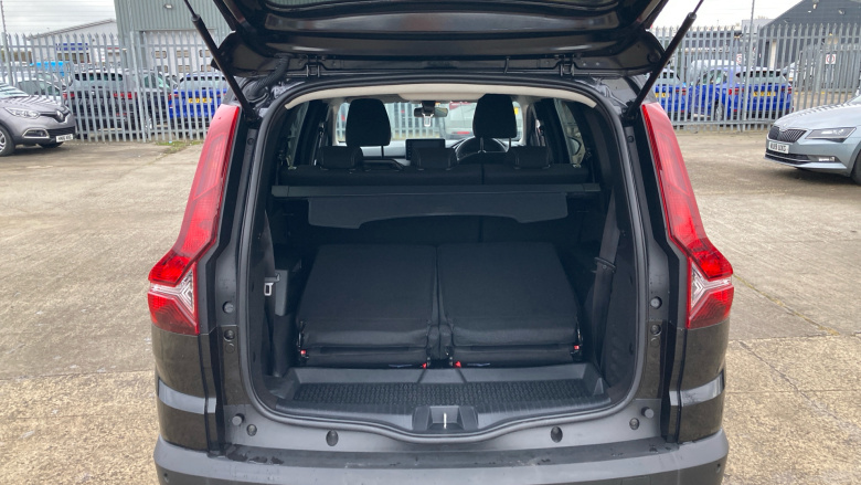 Dacia Jogger 1.0 TCe Extreme SE 5dr Petrol Estate